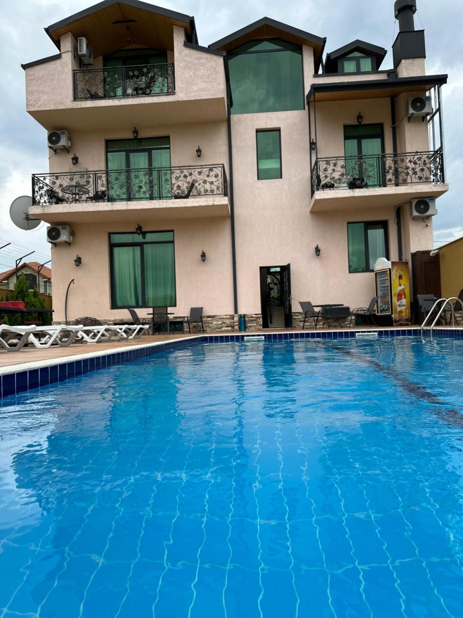 Gk Villa Tbilisi ภายนอก รูปภาพ